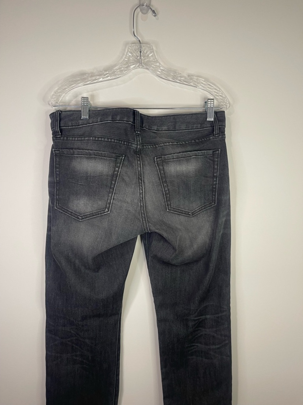 GAP Women's premium Straight Leg Jeans in Washed Charcoal - Picture 9 of 13